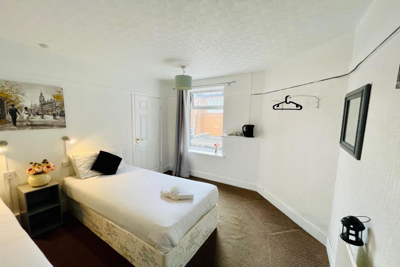 Oyo The Sun Hotel Skegness Extérieur photo